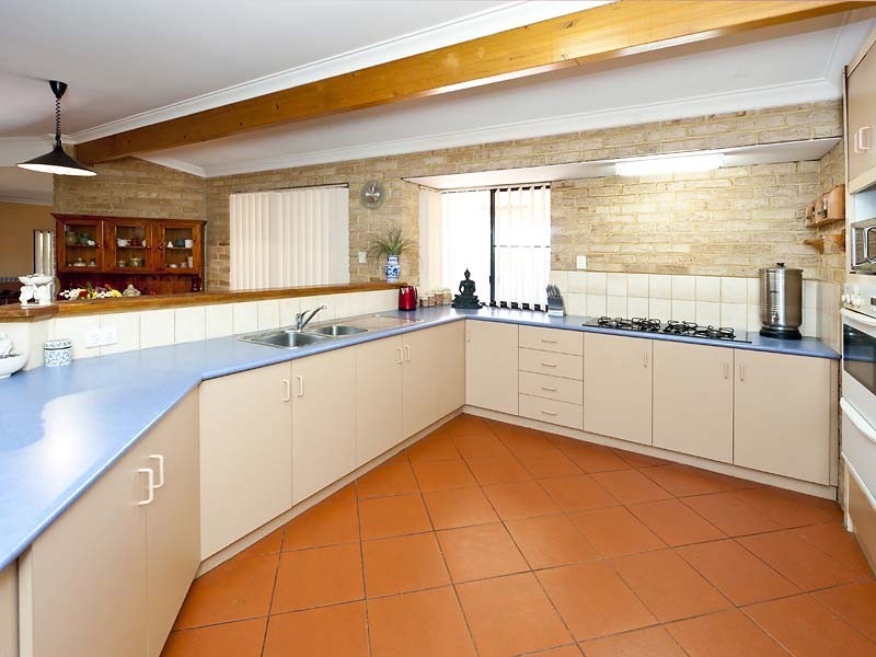 20 Tipuana Rise, Helena Valley WA 6056