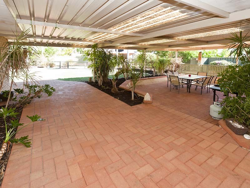 20 Tipuana Rise, Helena Valley WA 6056