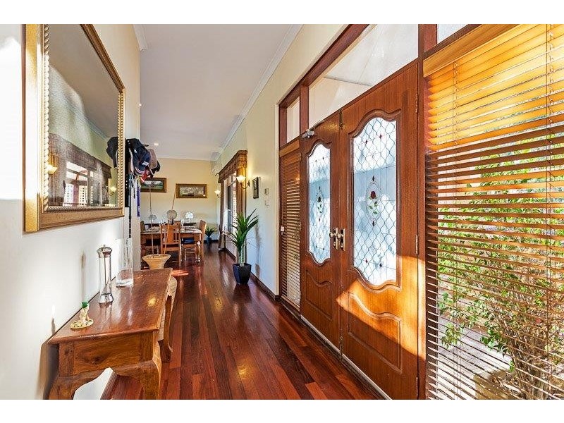 335 Ridge Hill Road, Helena Valley WA 6056