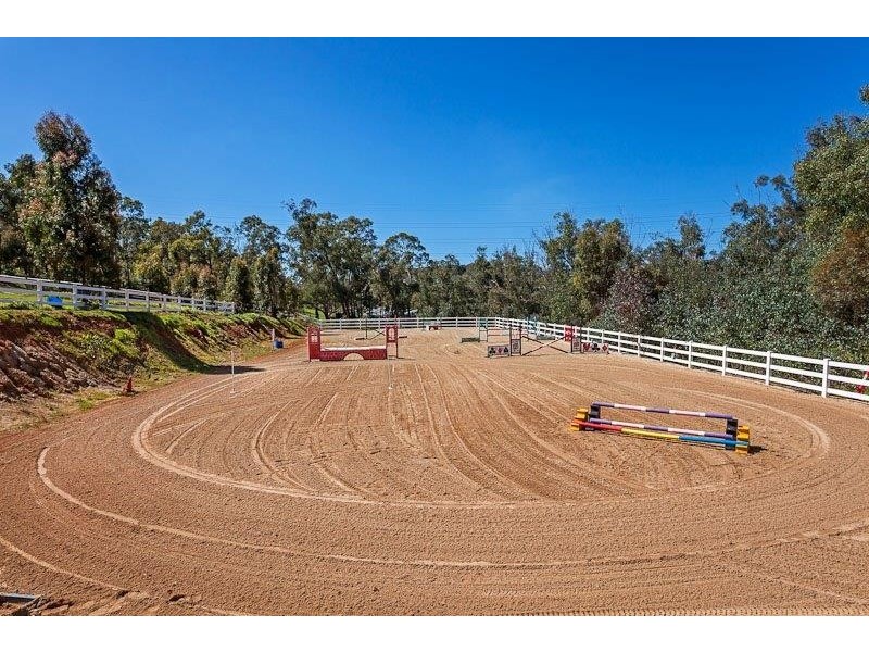 335 Ridge Hill Road, Helena Valley WA 6056