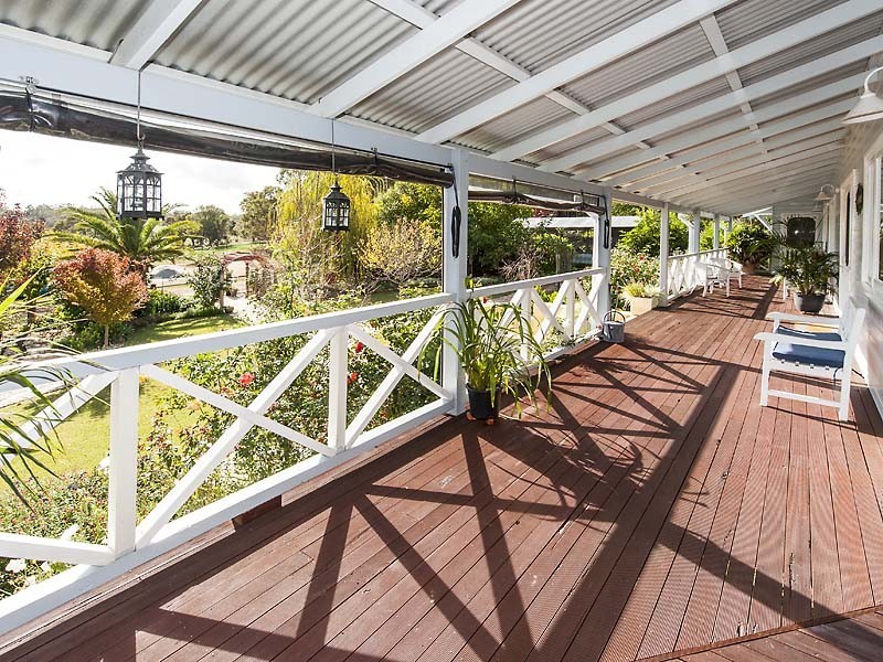 89 Burgess Rd, Gidgegannup WA 6083