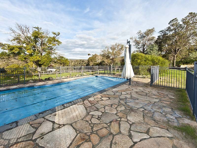 1940 Clayton Rd, Helena Valley WA 6056