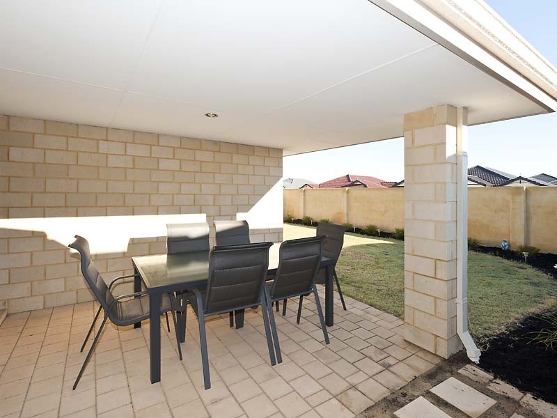 64b Addingham Drive, Ellenbrook WA 6069