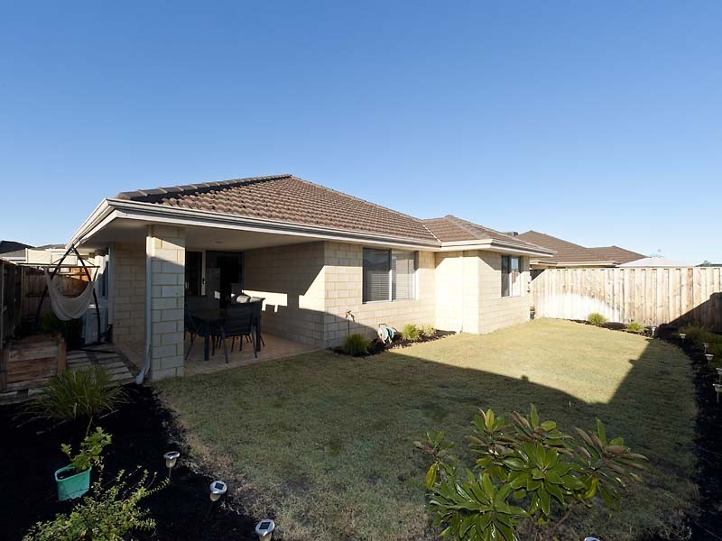 64b Addingham Drive, Ellenbrook WA 6069