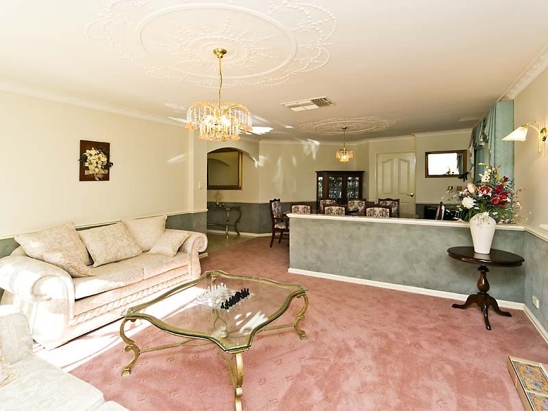 15 Mardolf Street, Lesmurdie WA 6076