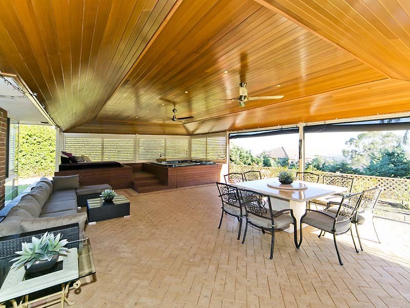 15 Mardolf Street, Lesmurdie WA 6076