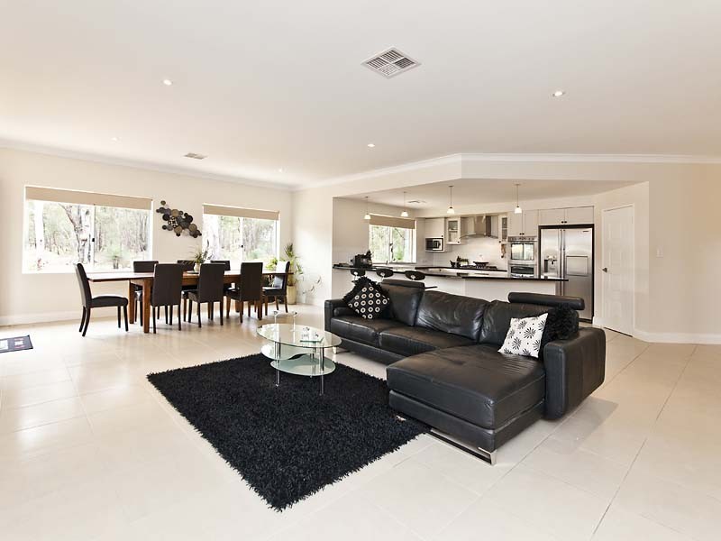 4 Hillwood Grove, Gidgegannup WA 6083