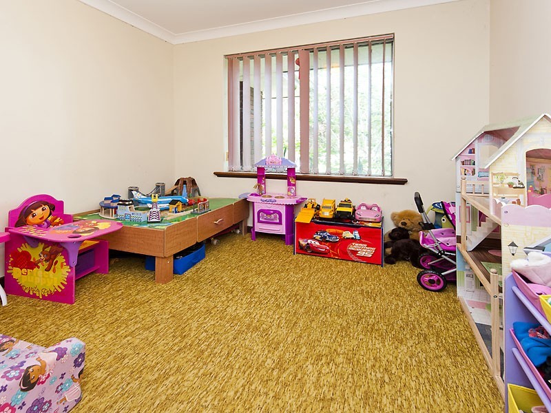 211A KALAMUNDA ROAD, Maida Vale WA 6057