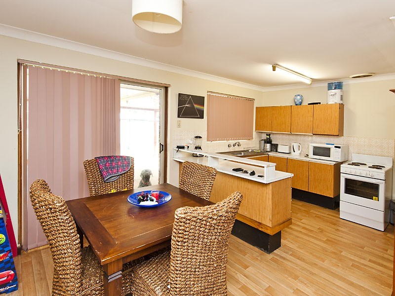 211B KALAMUNDA ROAD, Maida Vale WA 6057