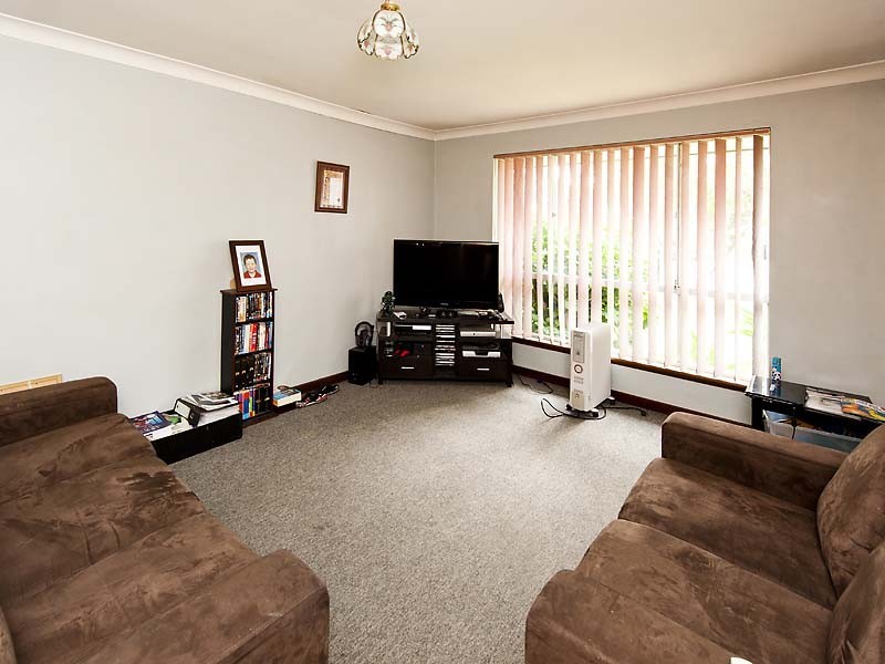 211B KALAMUNDA ROAD, Maida Vale WA 6057