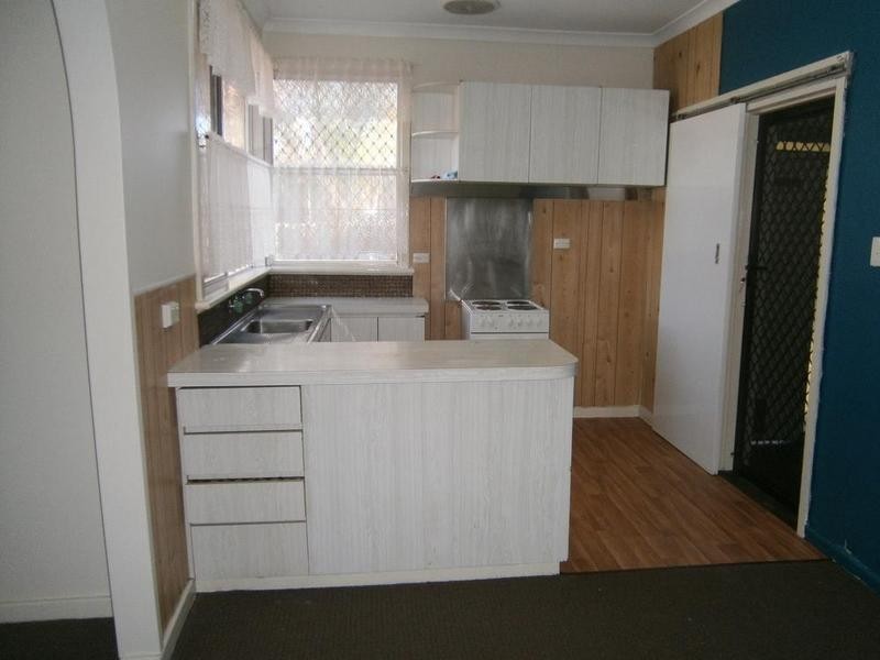 42 Harewood Street, Forrestfield WA 6058