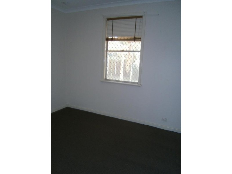 42 Harewood Street, Forrestfield WA 6058