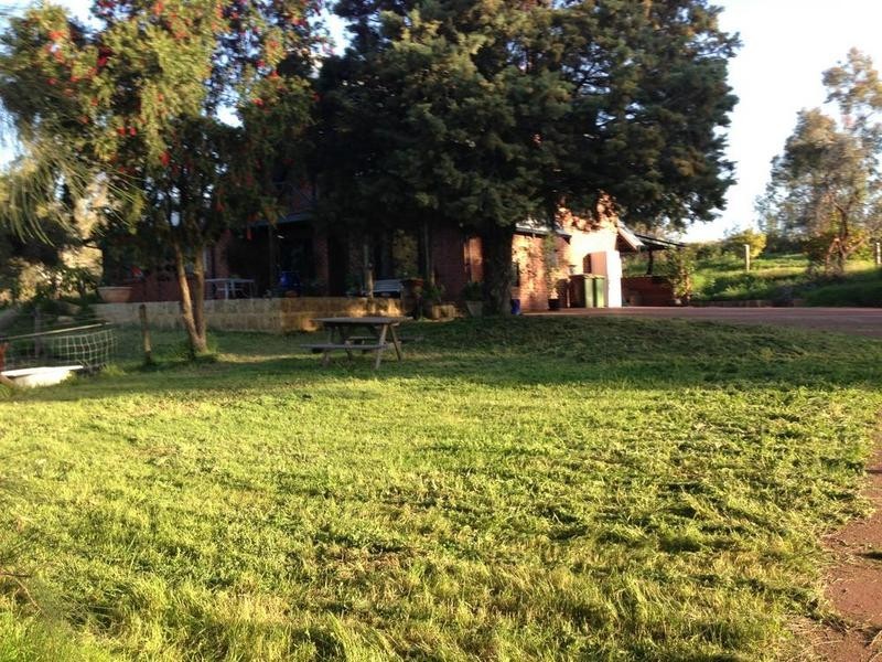 10 Dampiera Court, Maida Vale WA 6057