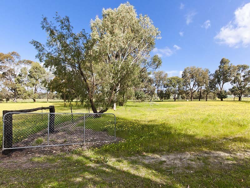 50 Dalgety Road, Middle Swan WA 6056