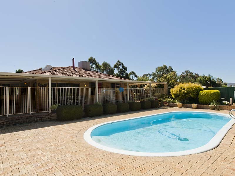 50 Dalgety Road, Middle Swan WA 6056