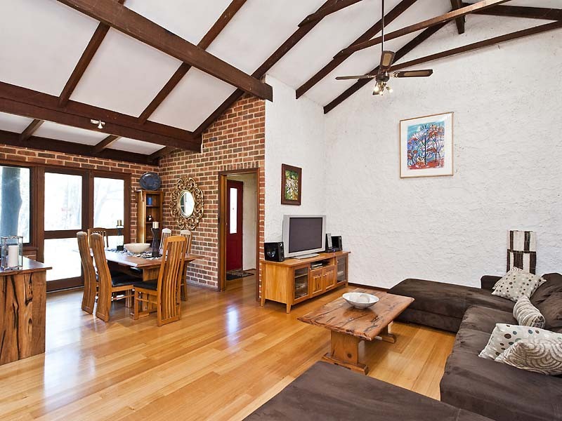 2 Mandoon Close, Darlington WA 6070