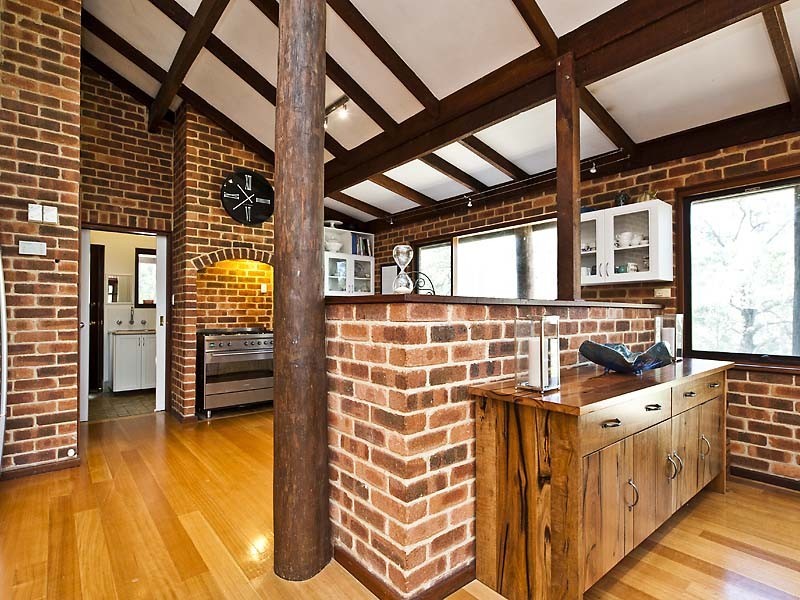 2 Mandoon Close, Darlington WA 6070