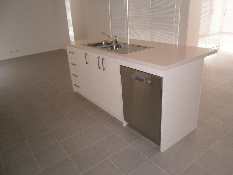 7 Allamanda Gate, Helena Valley WA 6056