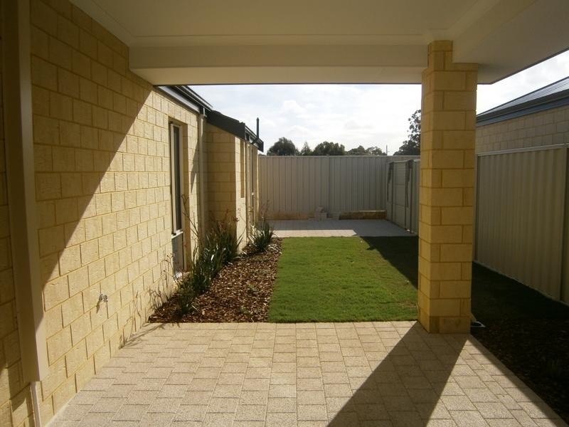 7 Allamanda Gate, Helena Valley WA 6056