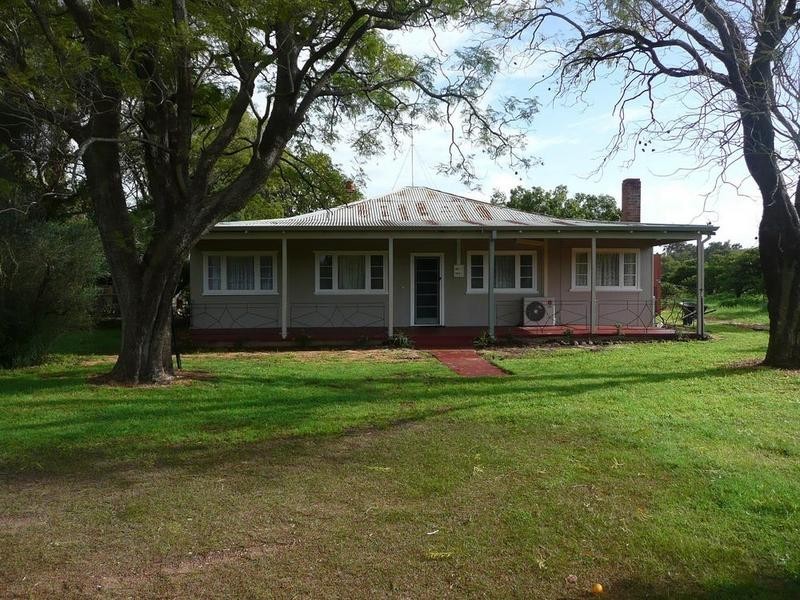 315 Sultana Road East, Maida Vale WA 6057