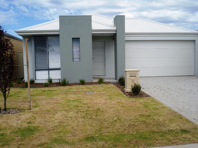 11 Allamanda Gate, Helena Valley WA 6056