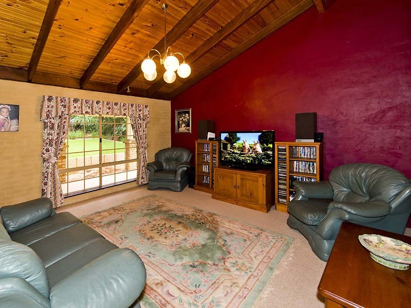 7 Joscelyn Place, Glen Forrest WA 6071