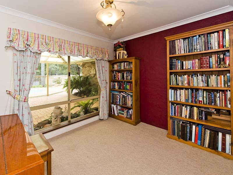 7 Joscelyn Place, Glen Forrest WA 6071