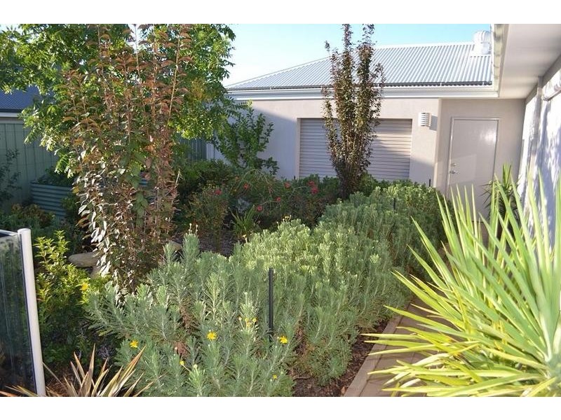 12 Kemp Court, Helena Valley WA 6056