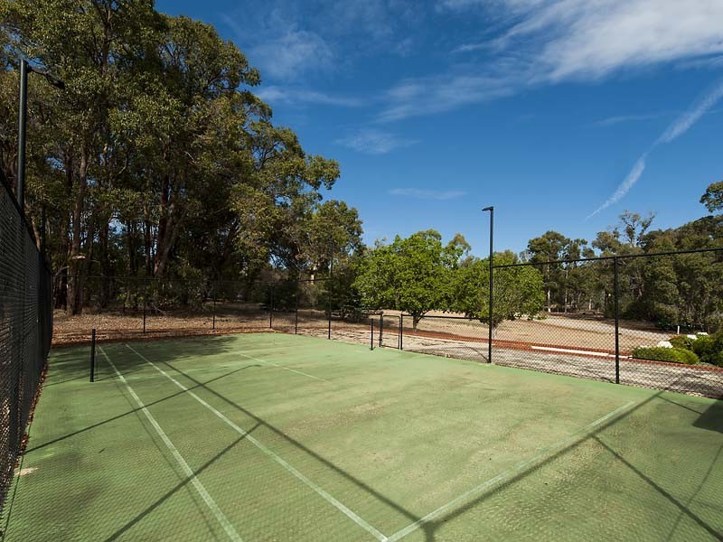 19 Tames Road, Bakers Hill WA 6562