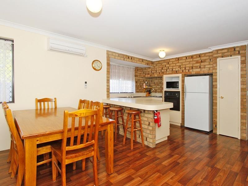 15 Kingston Place, Midland WA 6056