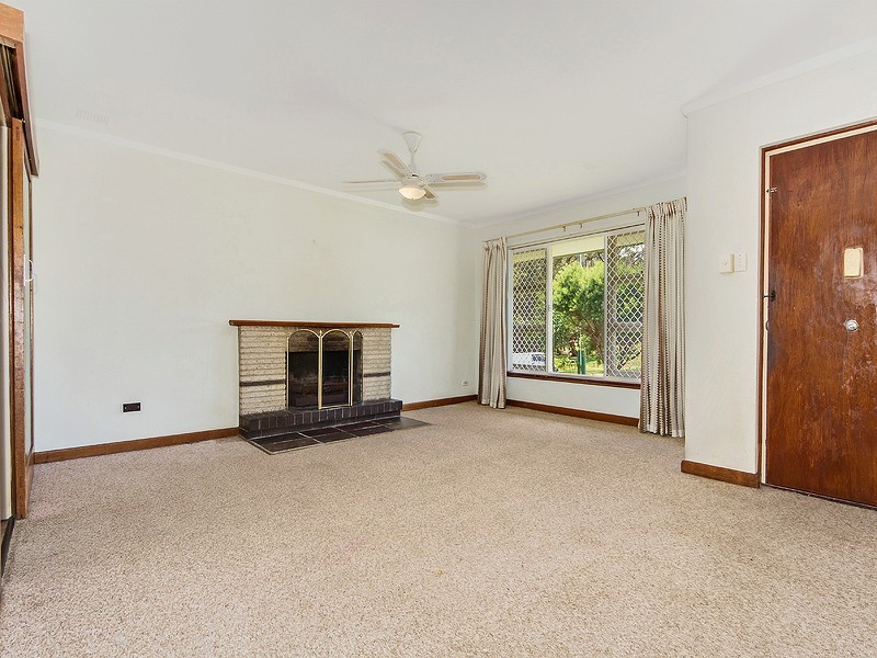 5 Hamilton Terrace, Greenmount WA 6056