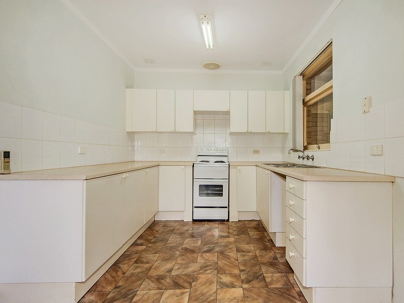 5 Hamilton Terrace, Greenmount WA 6056