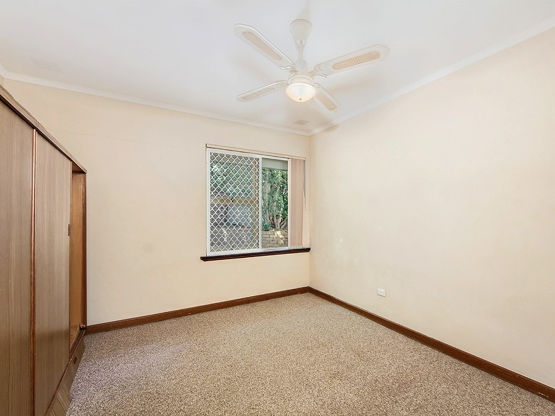 5 Hamilton Terrace, Greenmount WA 6056