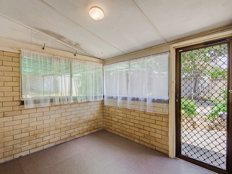 5 Hamilton Terrace, Greenmount WA 6056