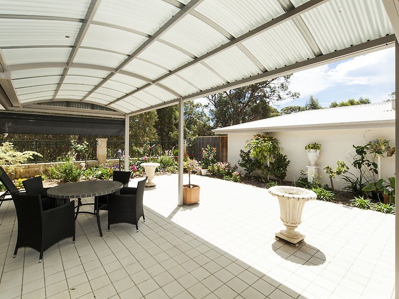 3 Tylney Loop, Meadow Springs WA 6210