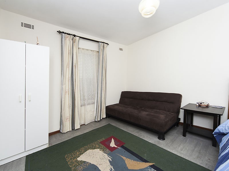 17/379 Hector Street, Yokine WA 6060