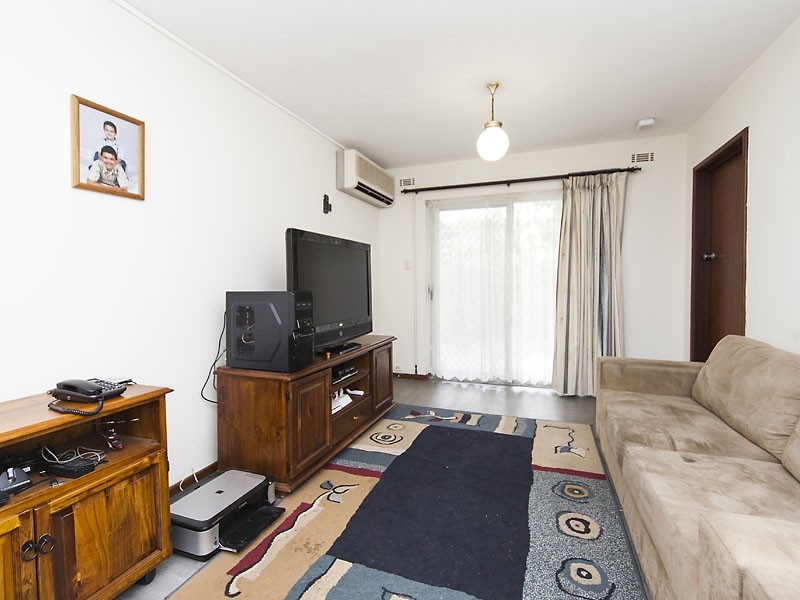 17/379 Hector Street, Yokine WA 6060