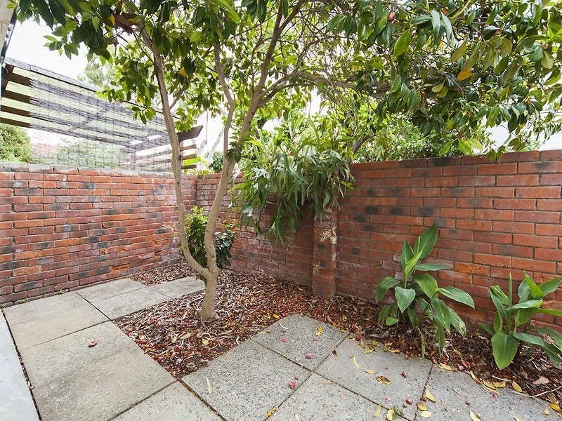 17/379 Hector Street, Yokine WA 6060