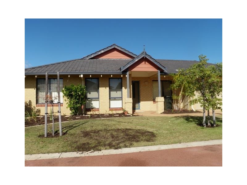 5 Saffron Loop, Falcon WA 6210