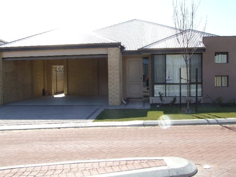 V57/27 Meadow Springs Drive, Meadow Springs WA 6210