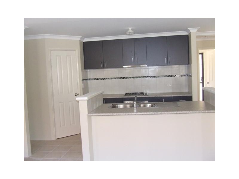 V57/27 Meadow Springs Drive, Meadow Springs WA 6210