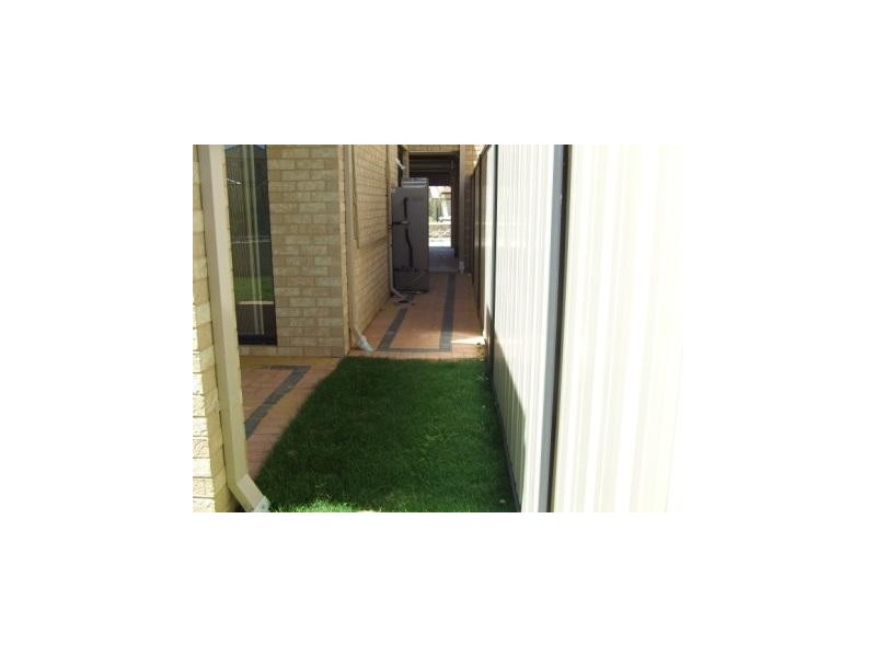 16/27 Meadow Springs Drive, Meadow Springs WA 6210