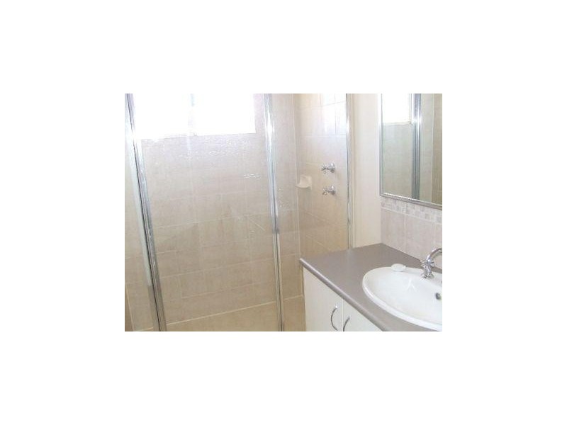 18 Sugarwood Terrace, Halls Head WA 6210