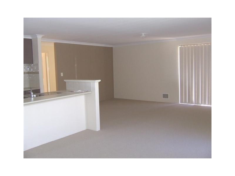 61/27 Meadow Springs Drive, Meadow Springs WA 6210