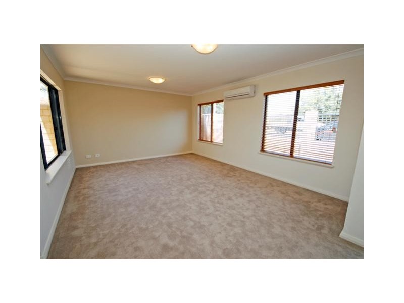 2/54 Davey Street, Mandurah WA 6210