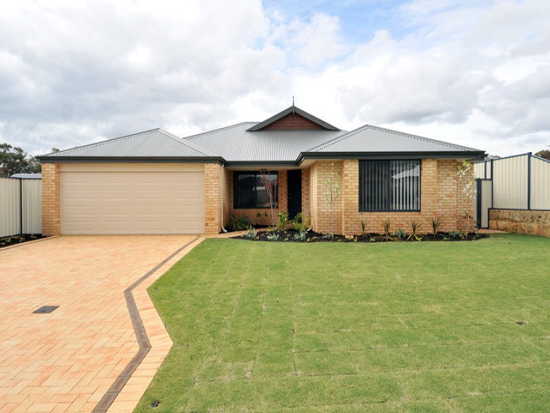 3 Moonbrook Way, Meadow Springs WA 6210