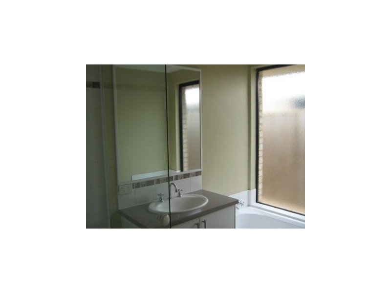 42 Carissa Turn, Halls Head WA 6210