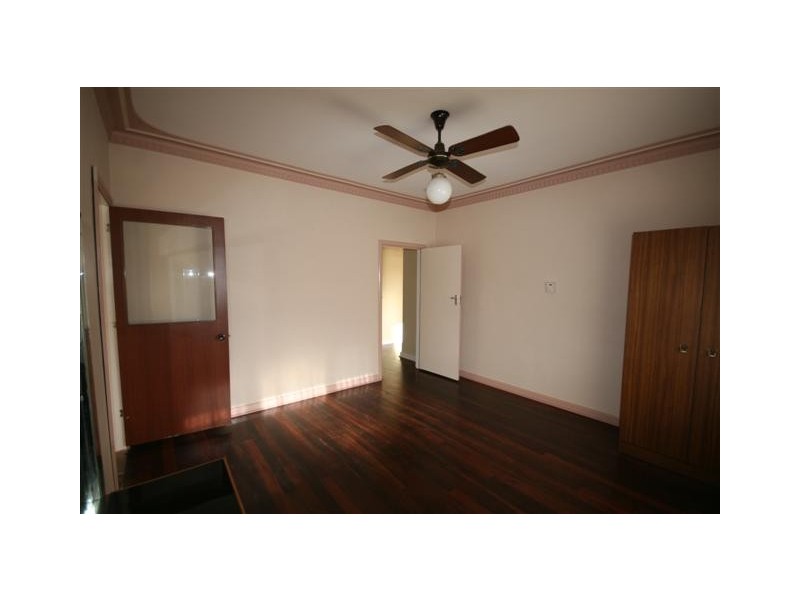 47 Leslie Street, Dudley Park WA 6210