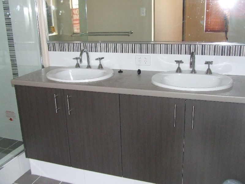 98 Hudson Drive, Dudley Park WA 6210