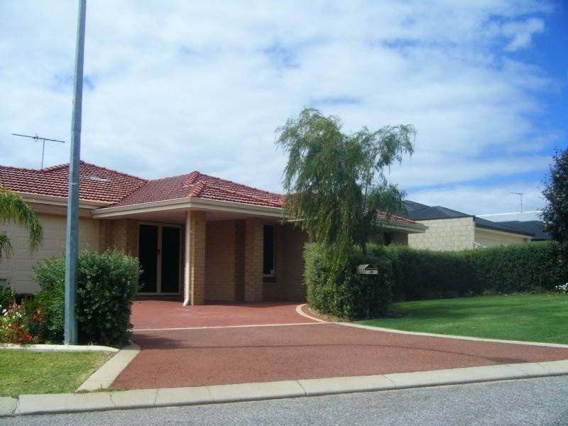 46 Paradise Circuit, Halls Head WA 6210